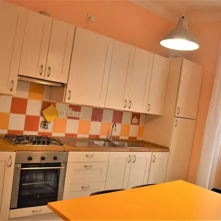 Gb Monti/4camere/12ospiti *