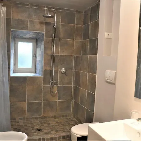 Gb Monti/4camere/12ospiti Apartment Genua