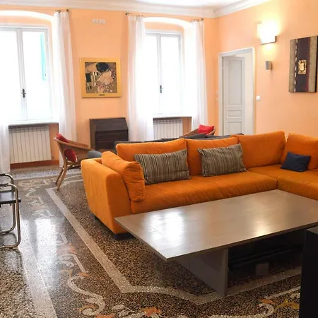 Apartment Gb Monti/4camere/12ospiti Genua